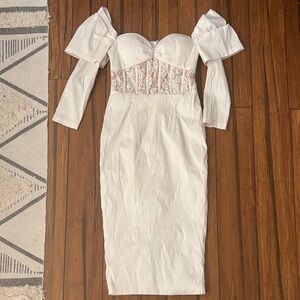 Chic White Lace Long Sleeve Dress